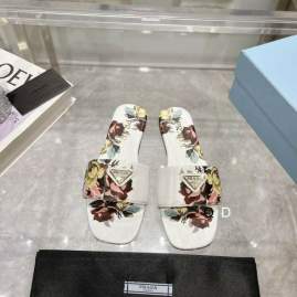 Picture of Prada Slippers _SKUPradasz35-40GDT0601180